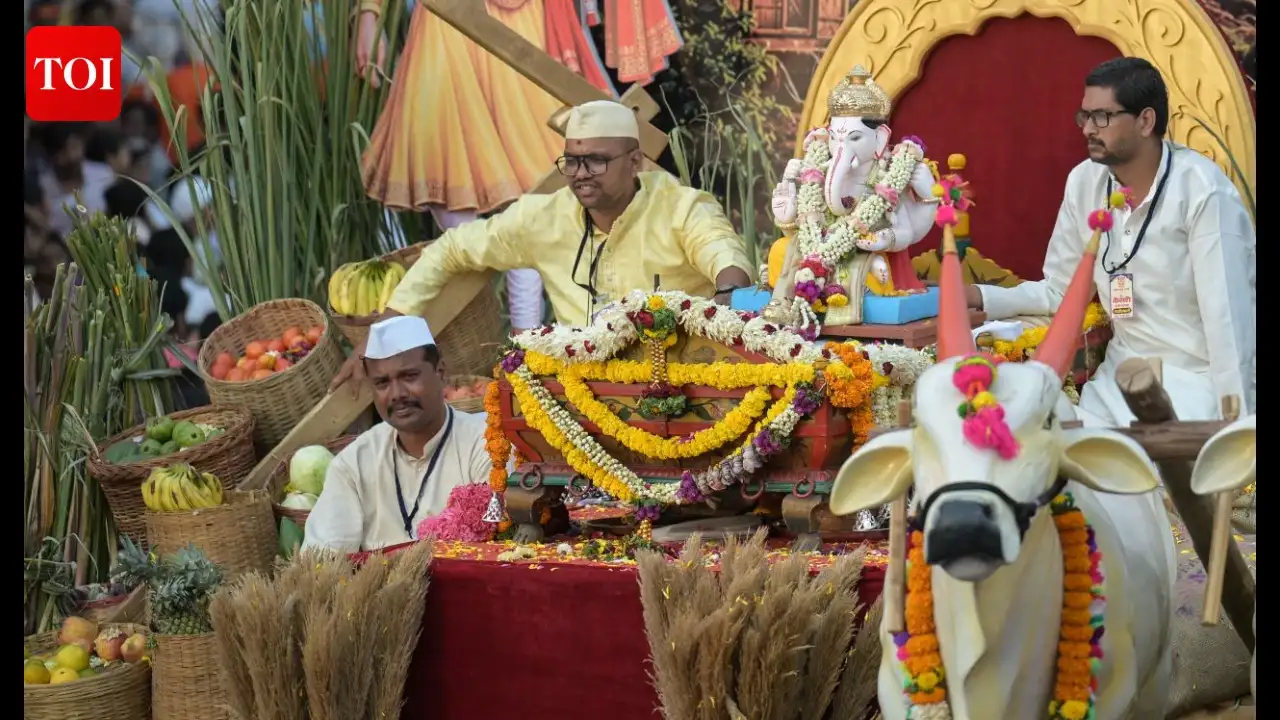 Bappa's grand farewell