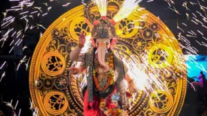 Assam Rifles Director General Lt Gen Vikas Lakhera visited Pune's Ganpati Mandal