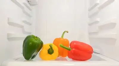 Here's how long bell peppers actually last in the fridge and the clearest signs that tell you