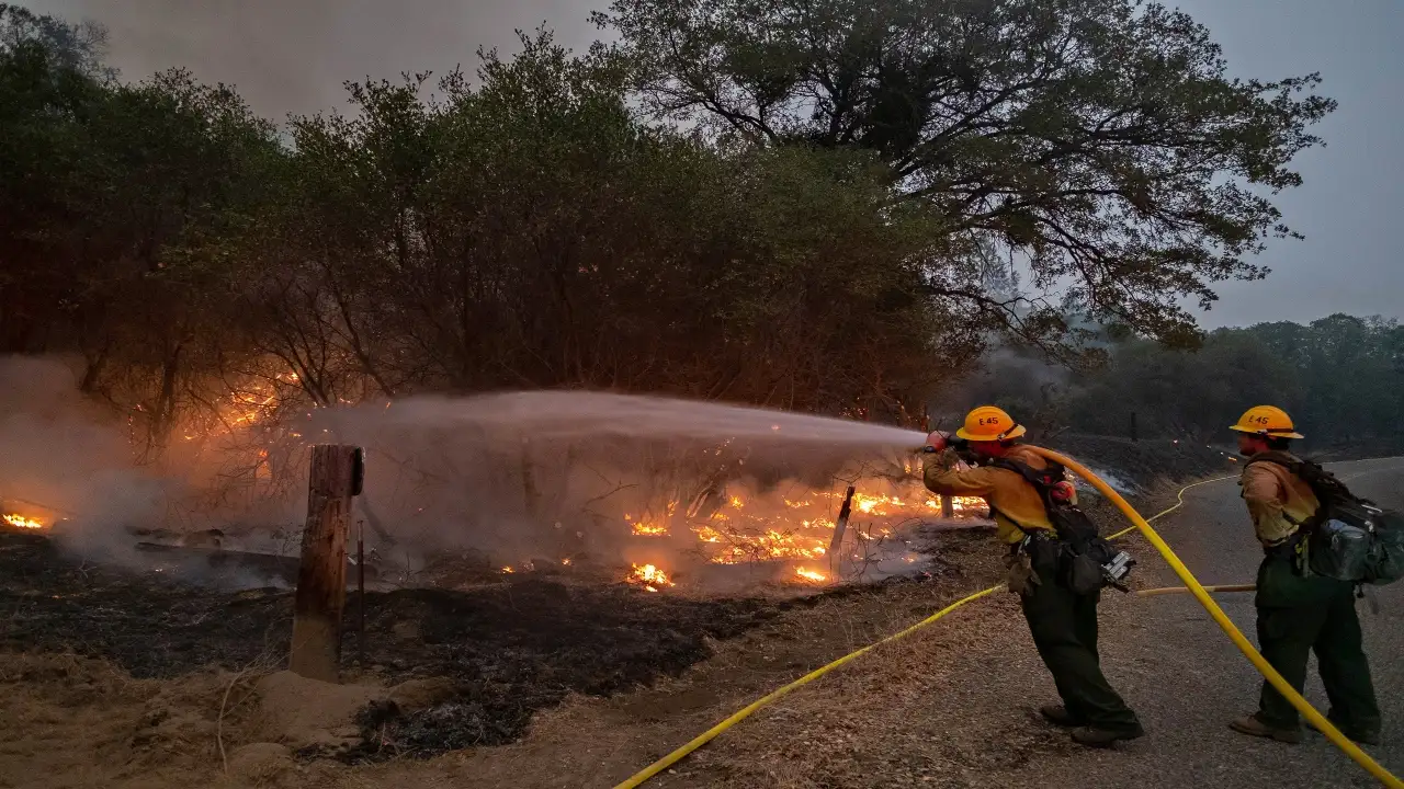A massive pyrocumulonimbus cloud rises during Creek Fire: The wider industry impact