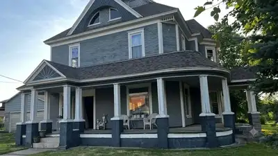Along with her partner, she is renovating the Victorian home built in 1894