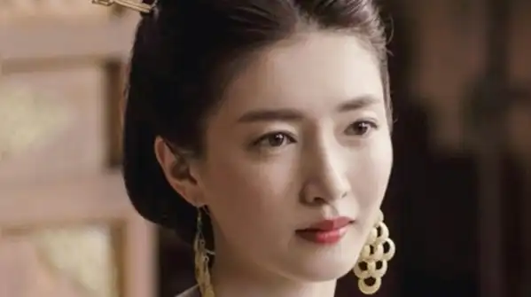 A pale and even complexion was one of the most well-known ideals of beauty in ancient China