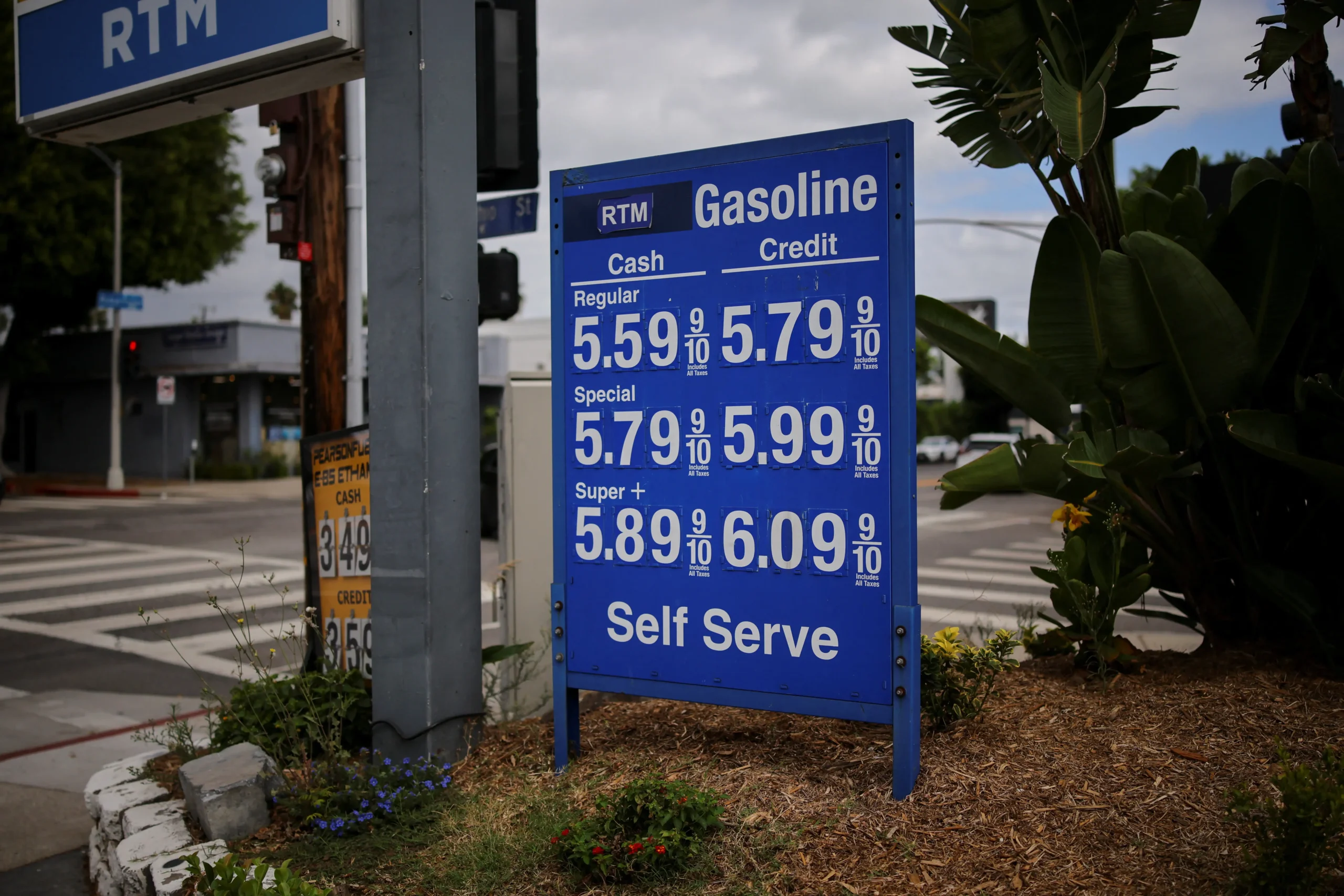 Drivers in Florida are paying more at the pump as petrol prices: The wider industry impact