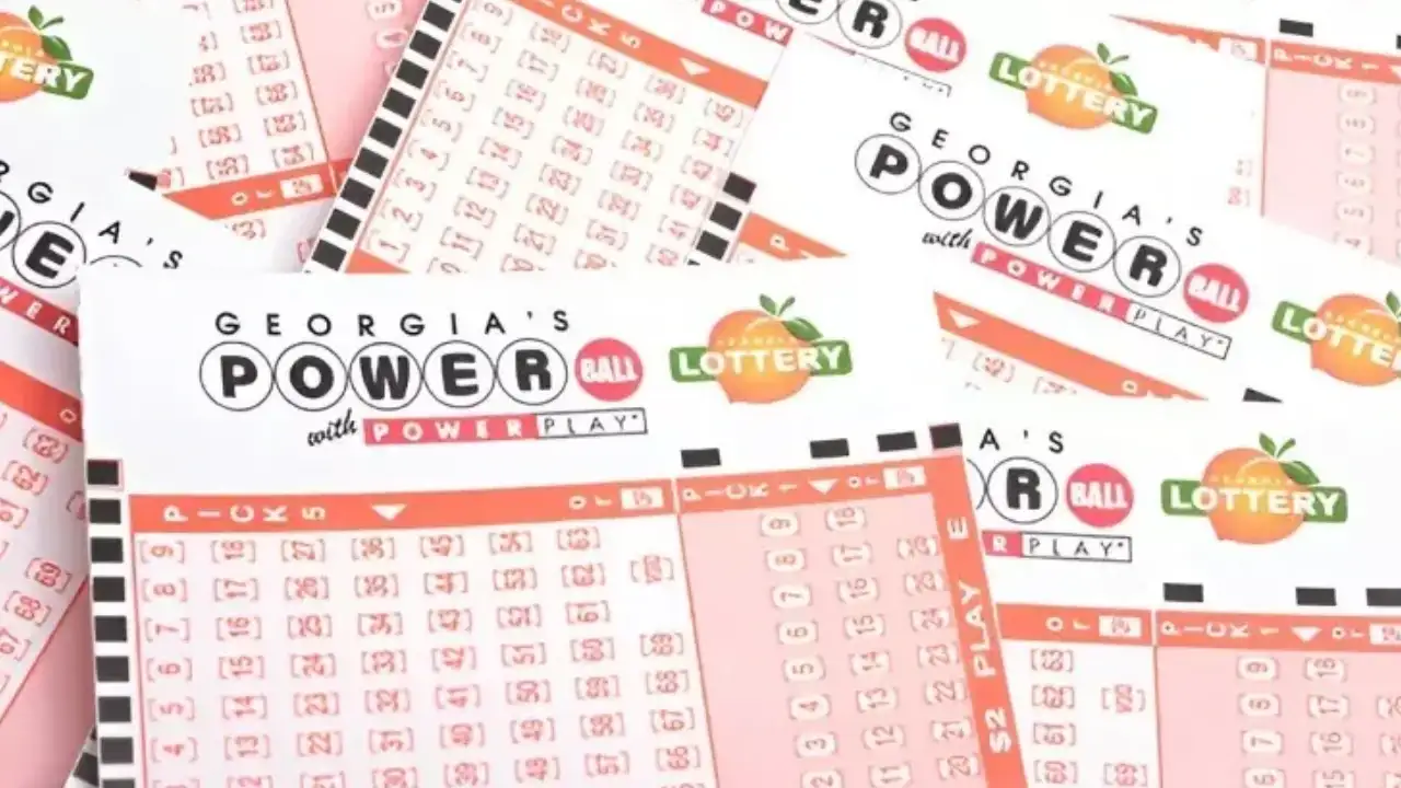 Instead, when he checked the DC Lottery website in the early hours of 6 January, he saw what