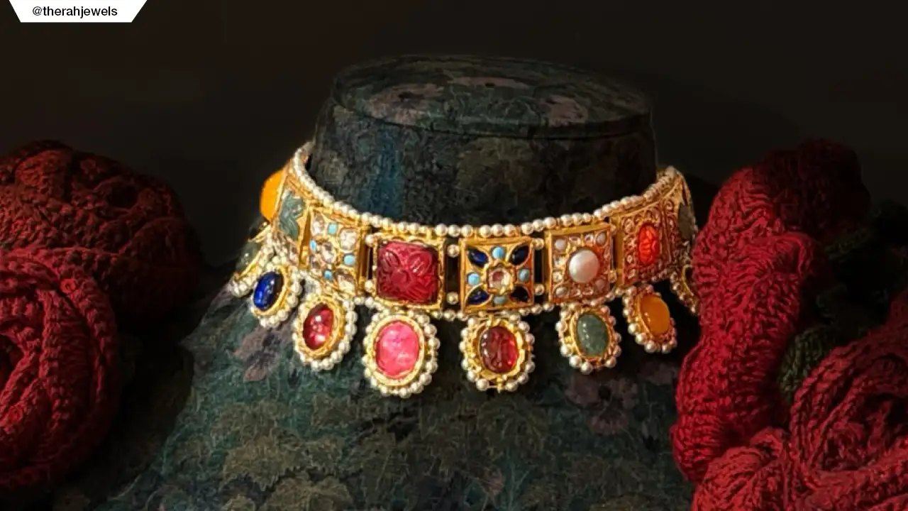 Carved gemstones, not a revival but a continuation