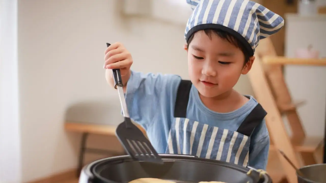 Instead of saying, “You are such a naughty child,” parents can address the specific action
