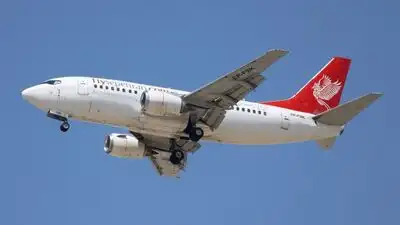 Why it matters: Video: Cabin panels fall, passengers scream as Iran Boeing 737 makes emergency