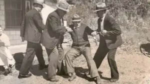 In 1935, Melanchthon Cliser refused $4,855 for his 46-acre Virginia property; deputies handcuffed