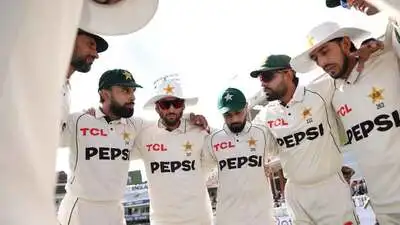 Former Pakistan wicketkeeper-batter Atiq-uz-Zaman has expressed his disappointment over