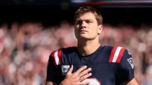 Something is off with Drake Maye and Patriots fans need to worry (Getty Images)