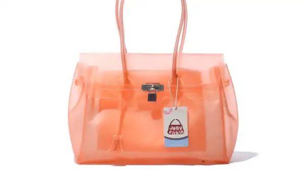 So, let’s learn more about this affordable Birkin dupe, which is now every fashion lover’s