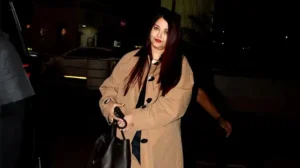 Aishwarya Rai Bachchan recently created an unexpected fashion statement at the Mumbai airport