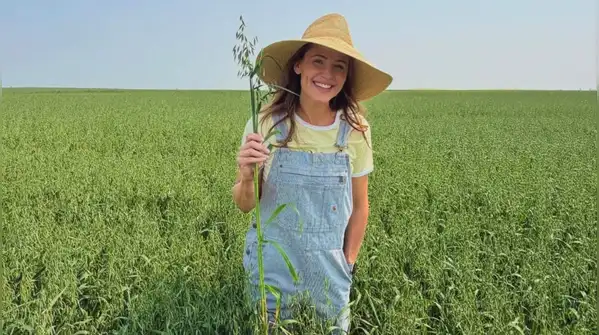 7 stars whose gardens are less about décor and more about what reaches their plates​ — ​The
