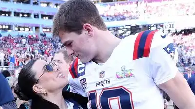 How Drake Maye and his wife turned 54 Patriots fans’ classroom wish lists into an unexpected
