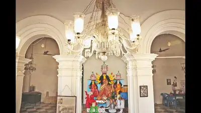 Kolkata’s bonedi baris are entering a new chapter, as smaller families, migration, rising