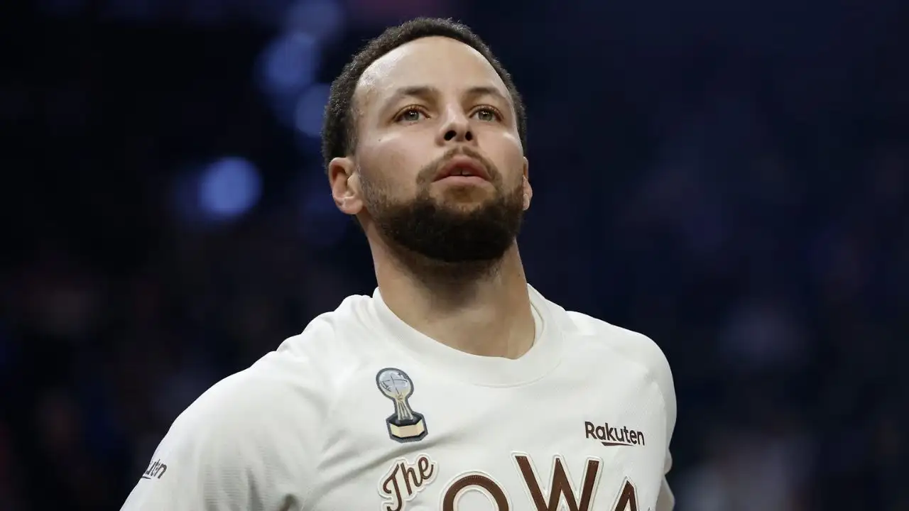 Ayesha Curry makes a prediction for Stephen Curry's upcoming NBA season