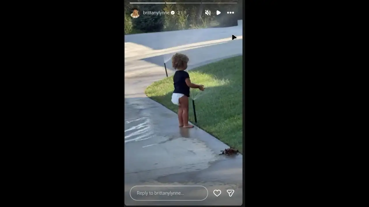 Amid this, his wife, Brittany Mahomes , has marked a heartwarming family moment