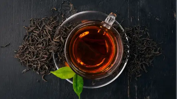 With the antioxidant-filled tea, rinses for hair are making a subtle comeback as