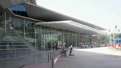 Following this, officials from the Customs Air Intelligence Unit (AIU) discovered 1.677 kg