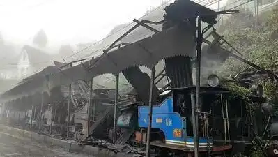 Darjeeling : Eight railway employees, including a contractual worker, were injured when