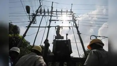 Traders across Keralam have announced torchlight protests on Monday against the power