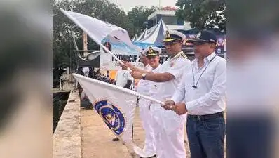 He urged the participants to encourage more young people to take up sailing and said those who