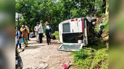 “Constable Sudhakar , 48, who was driving the vehicle, lost control after the brakes failed