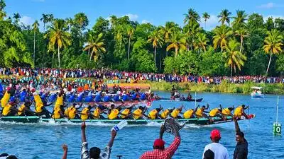 Melpadom Chundan secures third race of Champions Boat League