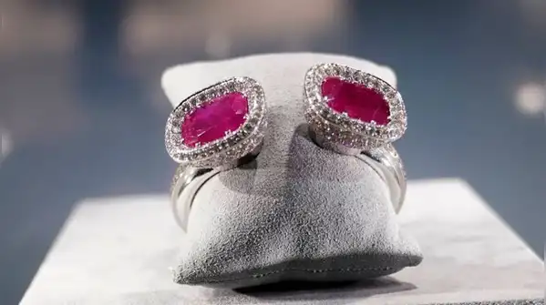 5 jaw-dropping pieces that escaped their fate — Edward VIII wanted Wallis Simpson's jewels
