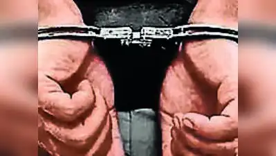 Mumbai: Khar police on Tuesday arrested a 38-year-old Bandra man for allegedly selling SIM