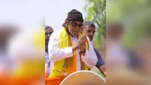 Kolkata: State tourism minister Shankar Ghosh on Tuesday held a meeting with state govt’s