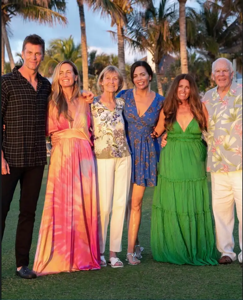 Tom Brady, Maureen Brady, Julie Brady, and Nancy Brady​ — Meet Maureen, Julie, and Nancy Brady