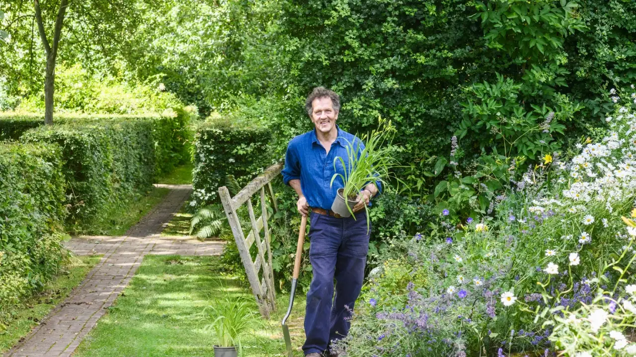 In 1991, Monty Don and his wife, Sarah, bought a Herefordshire property