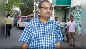 Kunal said, “Why is Kakoli, who was seen accepting a bribe on camera, still outside?