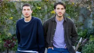 Sulaiman Khan (left) and Kasim Khan (Photo: The Times) — Imran Khan's sons
