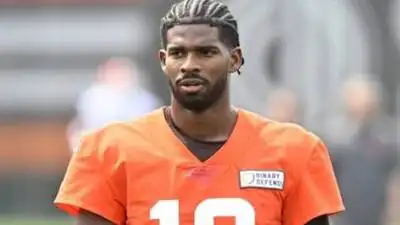 Shedeur Sanders finds new opportunity with Valley Automotive while Deshaun Watson remains
