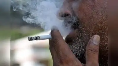 Kerala HC directs govt to conduct awareness programmes — Public smoking