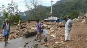 Landslides cut off Kodai Villages, flooding disrupts life across southern TN