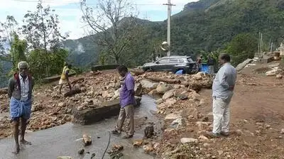 Landslides cut off Kodai Villages, flooding disrupts life across southern TN