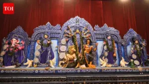 Celebrating its 53rd anniversary, Bengalee Cultural Association brought the grandeur