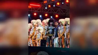 Yet, when the 21-year-old took the arena as the black tiger of Polali Tigers, his backflips
