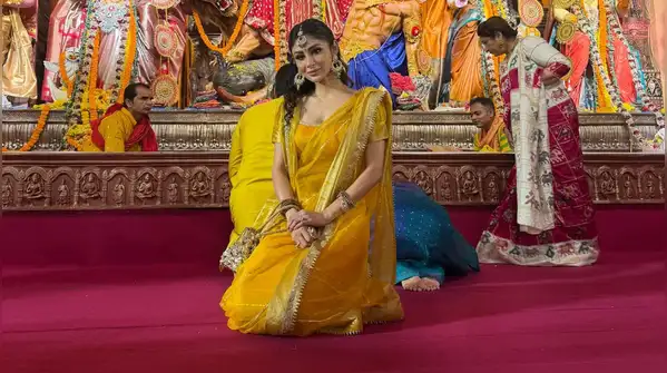 Kajol, Nysa Devgan, Jaya Bachchan turn heads in stunning ethnic looks at North Bombay Sarbojanin