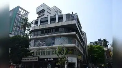 Mumbai: A fire broke out at a five-storey mall in Bandra West on Friday morning, civic