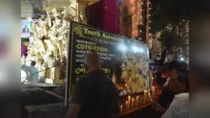 Kolkata: The nine-feet tall Chorbagan Durga idol is poised to be immersed after police had