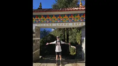 5 months after fastest Everest climb, US cancer survivor sets mountain run record