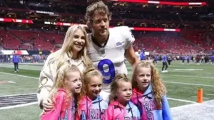 Kelly and Matthew Stafford with their daughters (Getty Images)