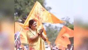Addressing her traditional Dasara rally at Bhagwan Bhaktigad in Savargaon Ghat of Patoda