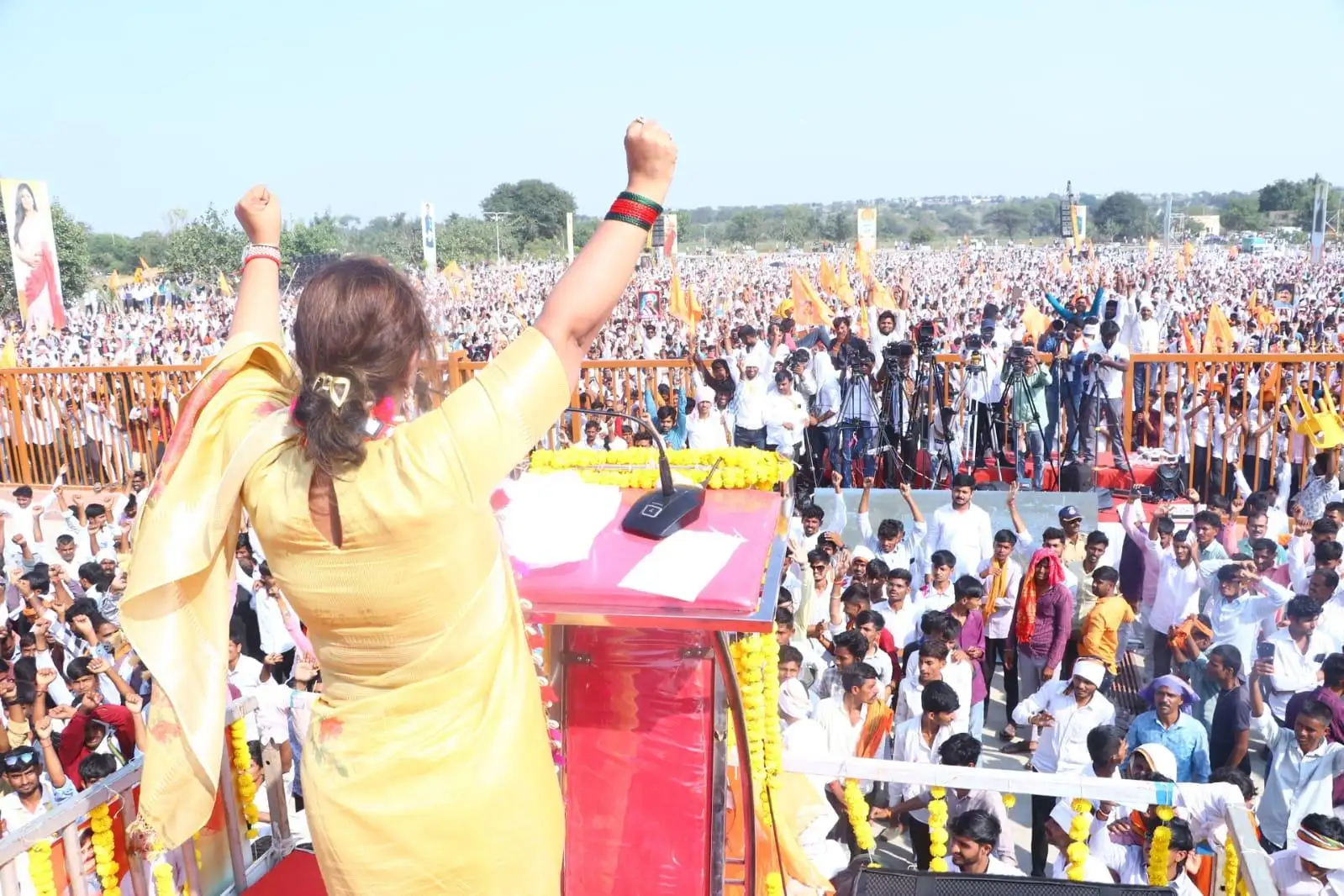 Addressing her traditional Dasara rally at Bhagwan Bhaktigad in Savargaon Ghat of Patoda