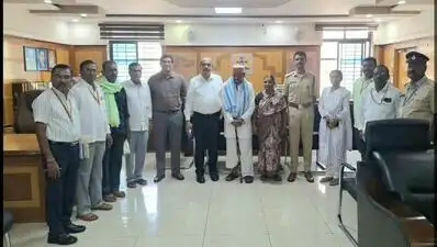 Gadag : The district administration has reunited 55-year-old Ramanna Ajjappa Gangannavar