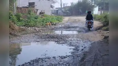 Potholes as deep as 2.5 feet and waterlogging on the Abhaypur-Rithaura road in Bareilly